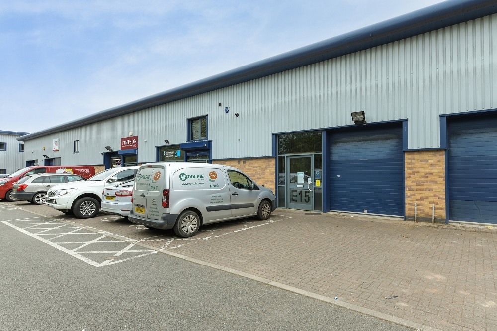 FANTASTIC FREEHOLD SPACE – MODERN INDUSTRIAL/ WAREHOUSE UNIT IN ...